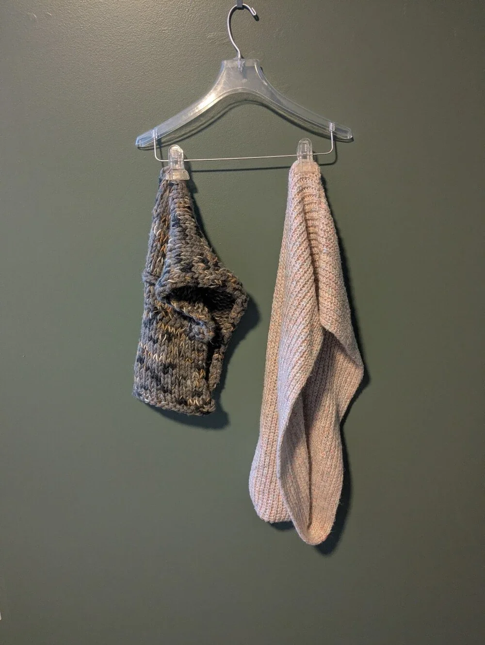 Knit Chunky Infinity Scarf Duo - Gray & Cream